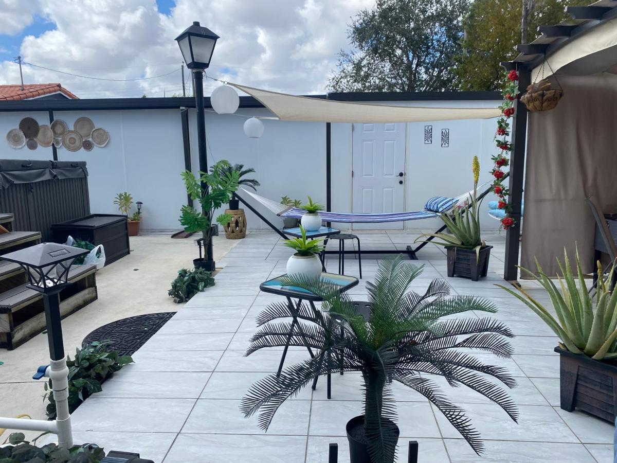 Tiny Place W Private Hot Jacuzzi 7 Min To Miami International Airport Exterior foto
