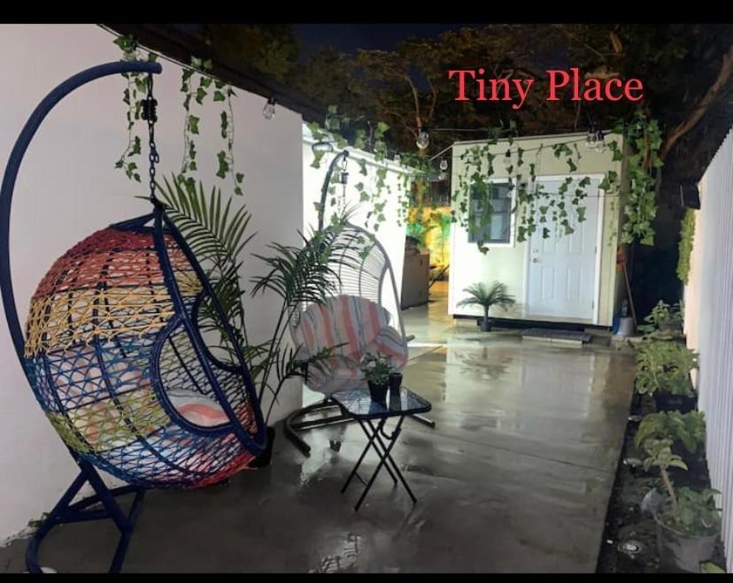 Tiny Place W Private Hot Jacuzzi 7 Min To Miami International Airport Exterior foto